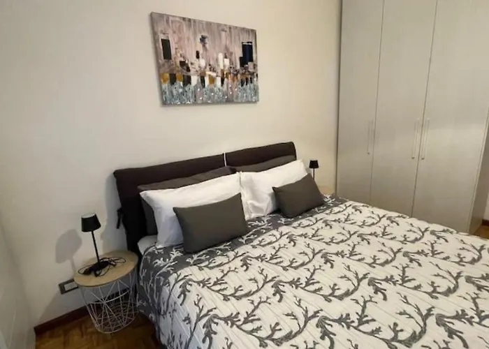 Wh-sem-bilocale Con Giardino In Zona Residenziale - Posto Auto Privato - Wifi Lägenhet Sanremo
